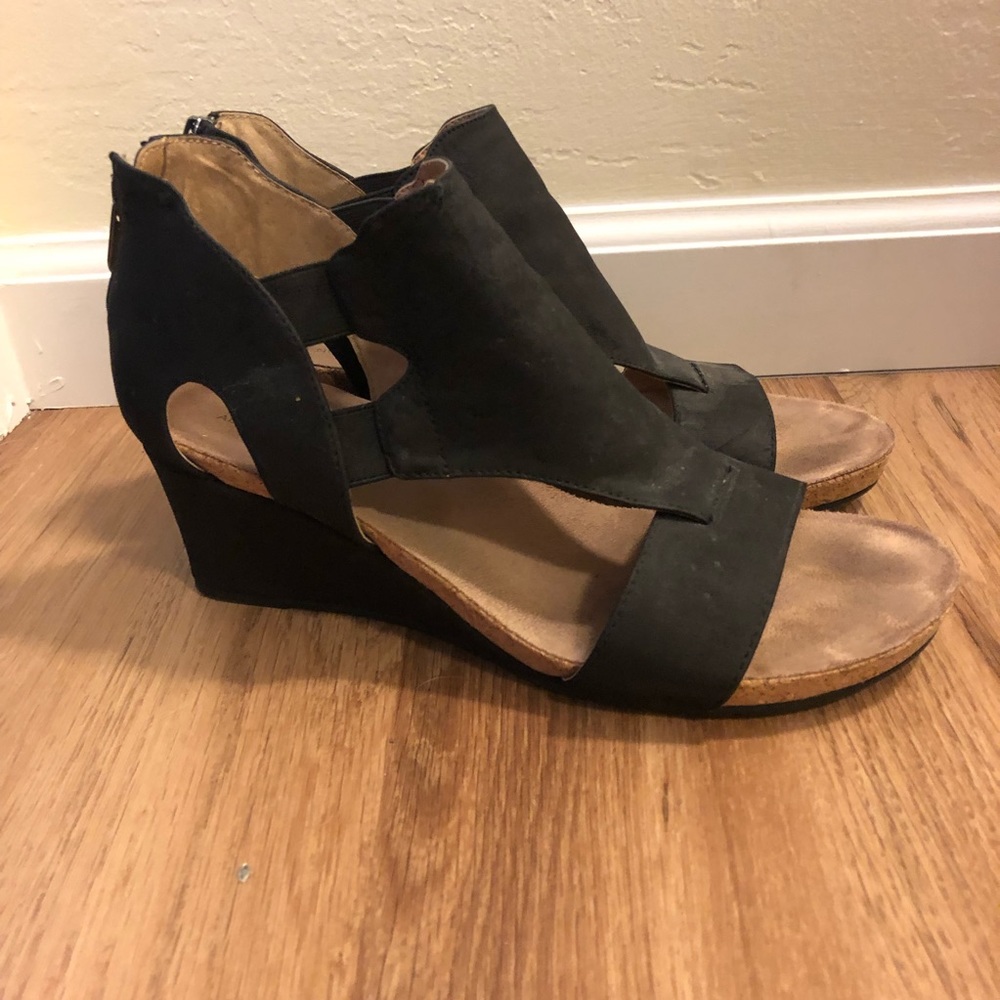 Adrienne Vittadini Wedge Sandal Women’s Size 11